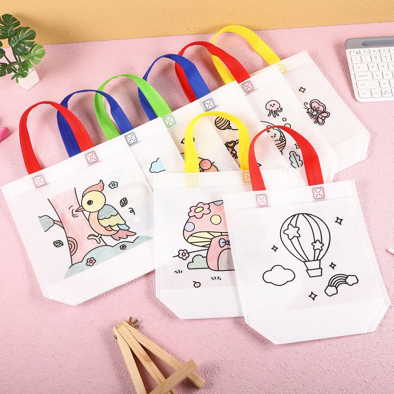 32pcs-color-your-own-goodie-bags-set-reusable-nonwoven-coloring-bags-includes-multiple-markers-kids-party-favors