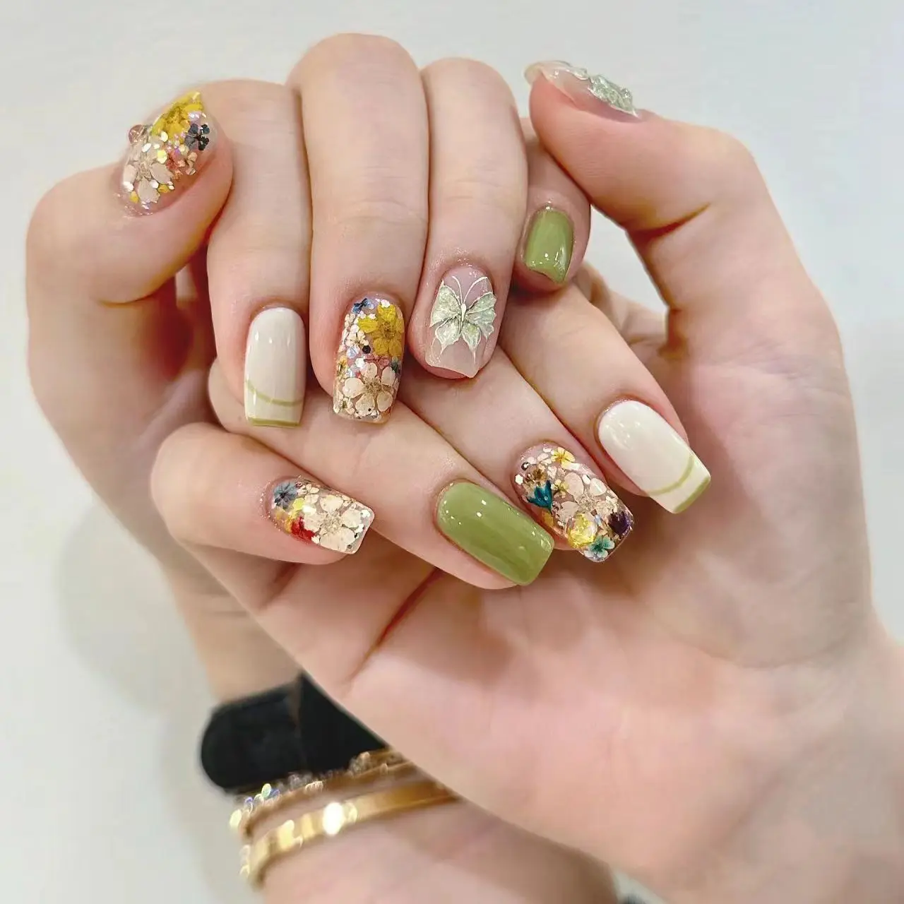 Uñas verdes para manicura, 10 piezas, hechas a mano, con flores secas reales, envío rápido