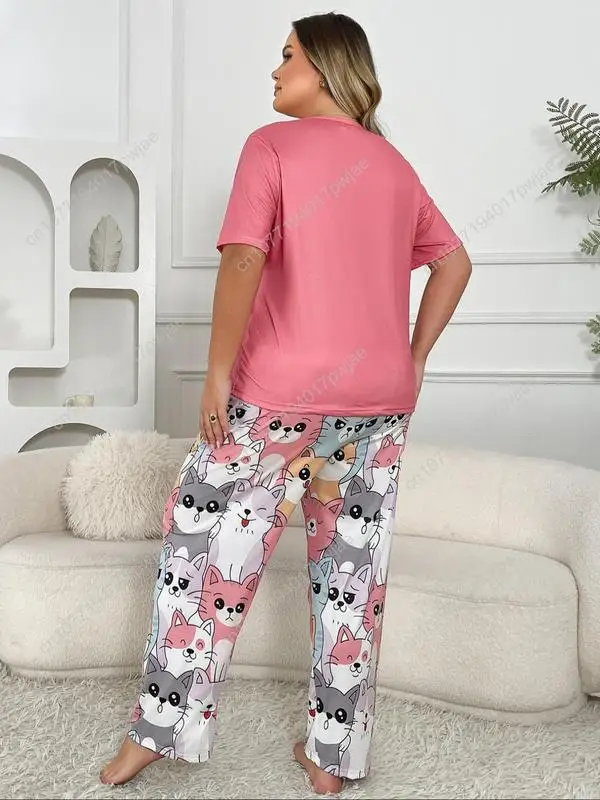 【พลัสไซส์】 ชุดนอนเสื้อยืดพิมพ์ลายแมวและกางเกงเอวยางยืด ชุดลำลอง เสื้อยืดแขนสั้นคอกลมใส่สบายและกางเกงขายาว ชุดนอนผู้หญิง