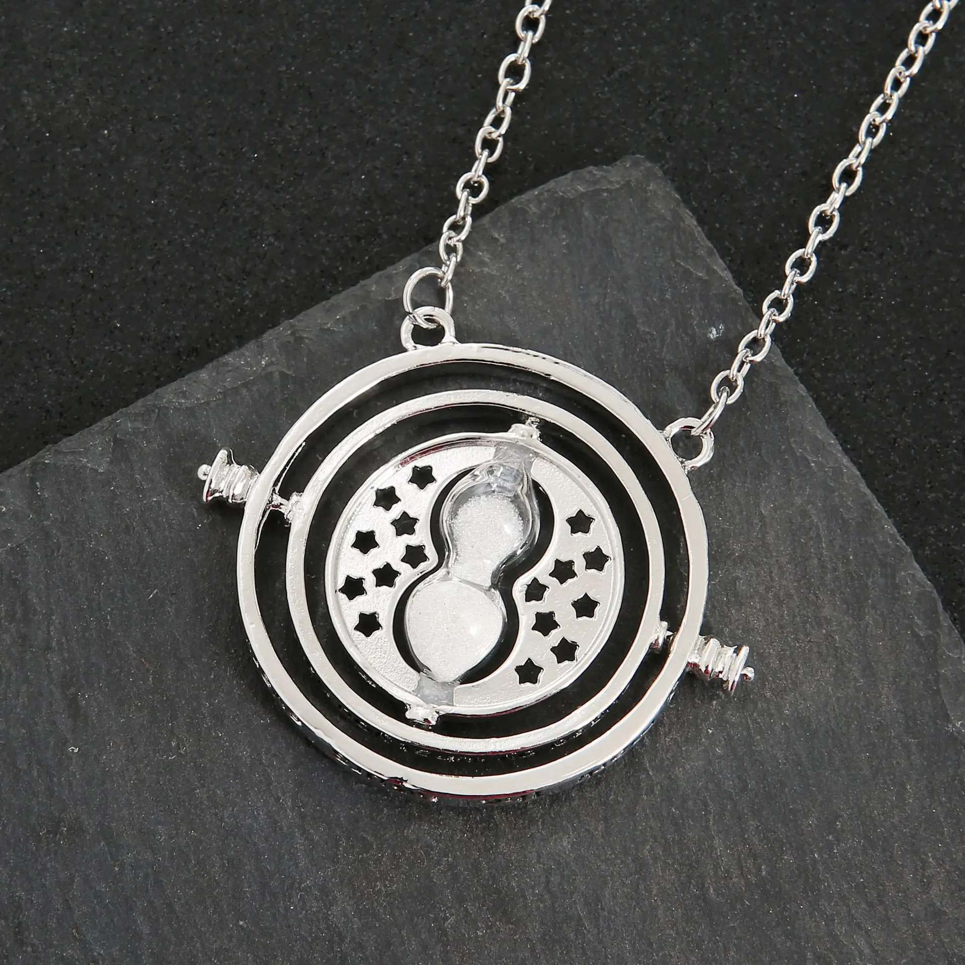 Creativity Hourglass Pendant Necklace For Unisex Fashion Time Converter Choker Chain Jewelry Office Party Partner Friend Gift