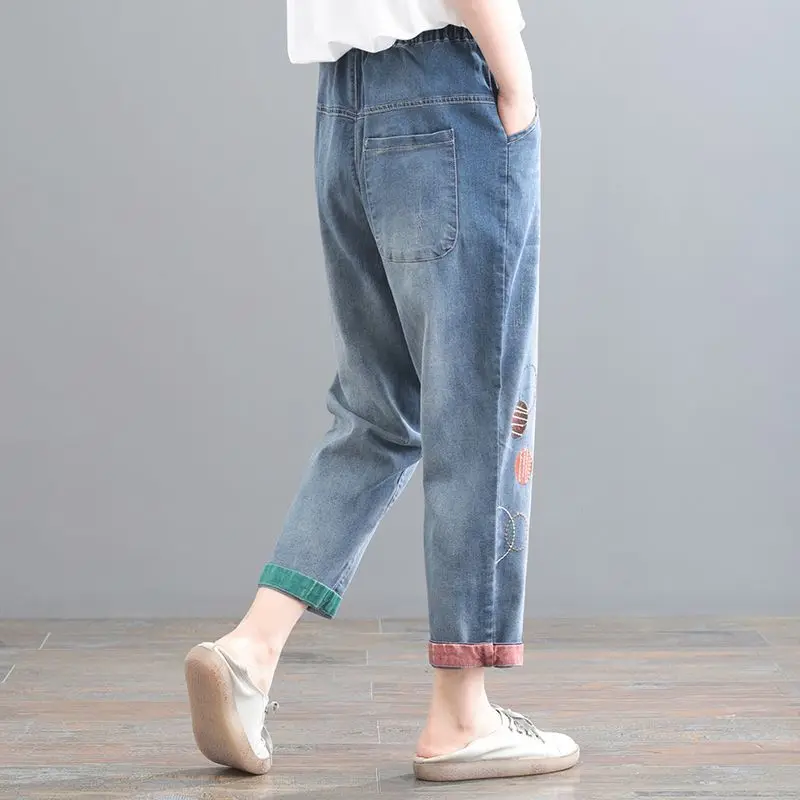 Women's Jeans 2025 Autumn New Korean Style Vintage Cartoon Embroidery Patch Nine-point Harem Denim Pants