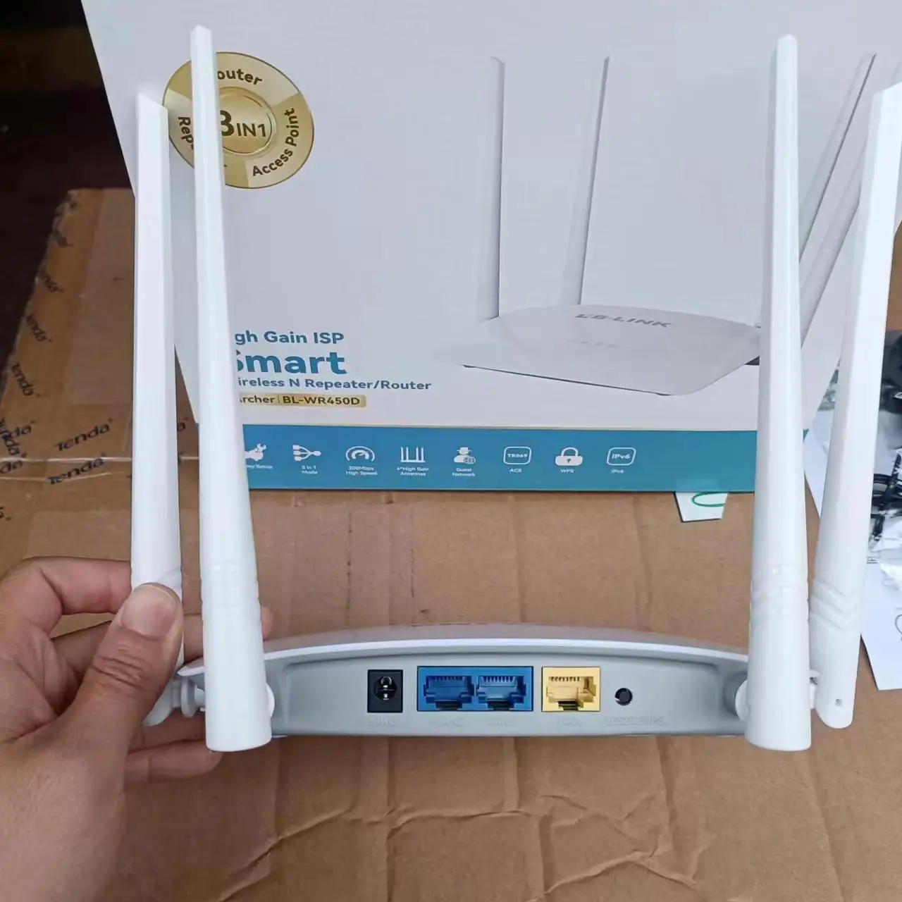 الأجزاء مناسبة لـ BL-WR450D اللاسلكية 300 متر الإنجليزية أربعة هوائي 3 في 1 دعم IPV6 التتابع tr096