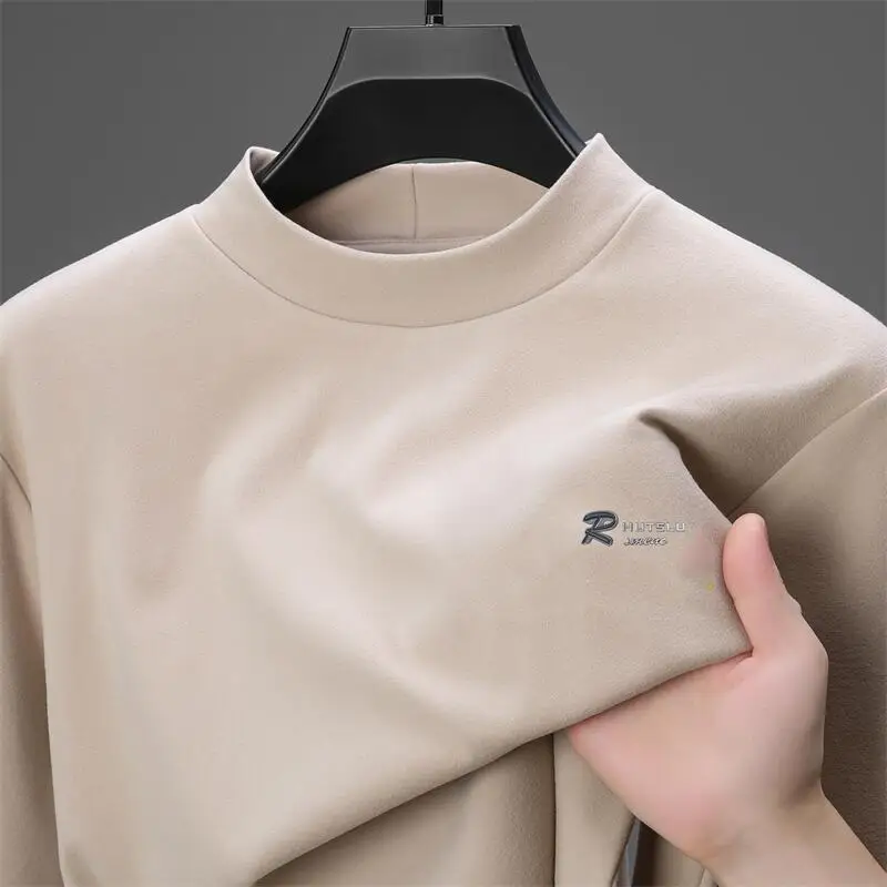 2025 تي شيرت رجالي بأكمام طويلة ورقبة عالية قميص أساسي للخريف والشتاء قميص ألماني مخملي للرجال