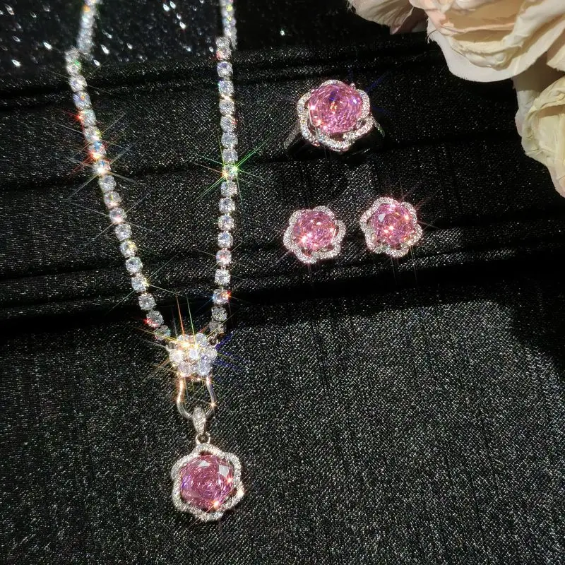 Back cover: Millennium Rose cut, octagonal pink cubic zirconia, full-diamond necklace pendant, lightweight luxury open ring, wom