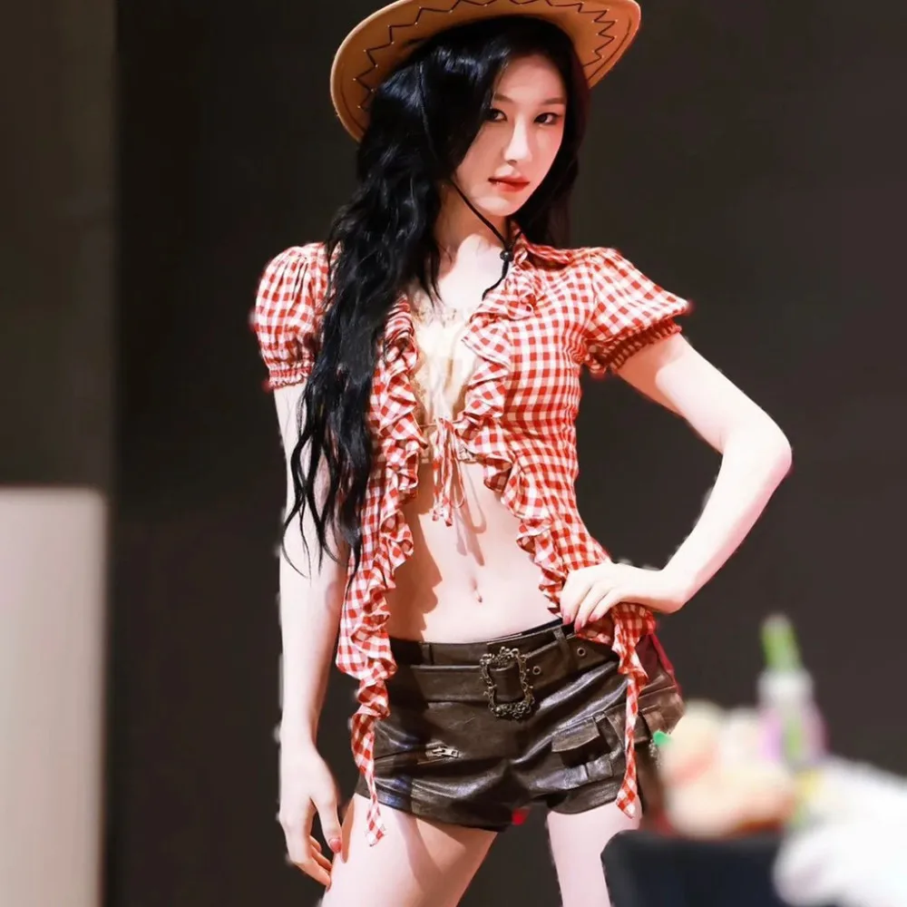 SylCue Red Plaid T-Shirt Women V-Neck Puff sleeves LaceUp Navel Exposed Skinny Ribbons Ruffles Design Y2K Sweet Style Streetwear view 2