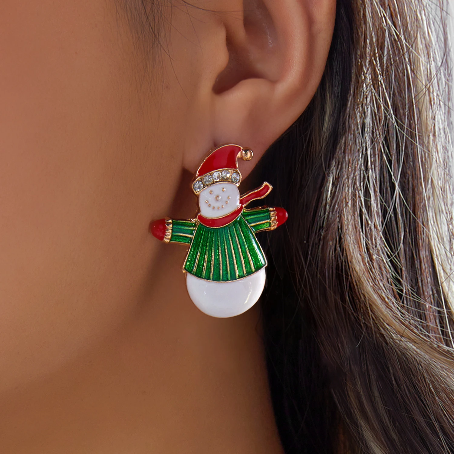Klassische weiße Emaille-Schneemann-Ohrringe für Damen, roter Schal, Weihnachtsmütze, Schneemann-Tropfenohrringe, Charms, Feiertagsschmuck, Neujahrsgeschenke – Detail 4
