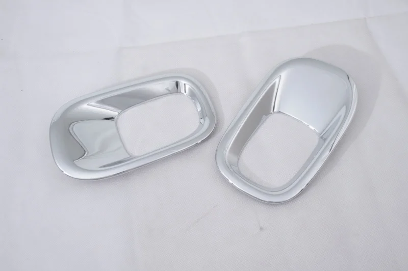 

Chrome Styling Chrome Rear Reflector Fog Light Trim For Jeep Renegade