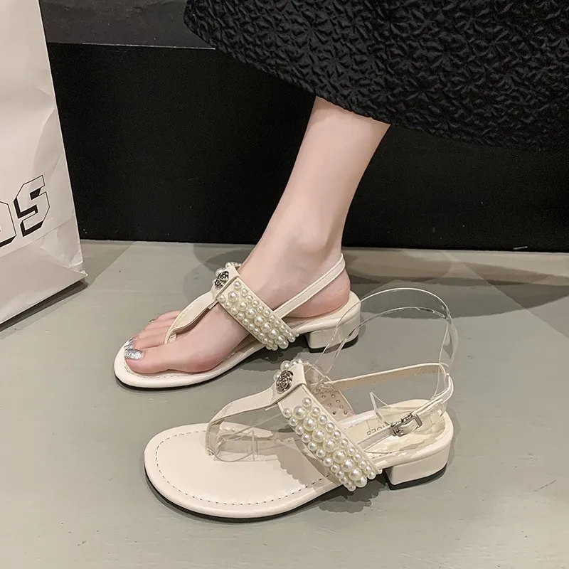 صنادل صيفية جديدة للنساء أحذية شاطئ عادية في الهواء الطلق صنادل نسائية السيدات حجم كبير صنادل كعب منخفض Жensku Оbuvai