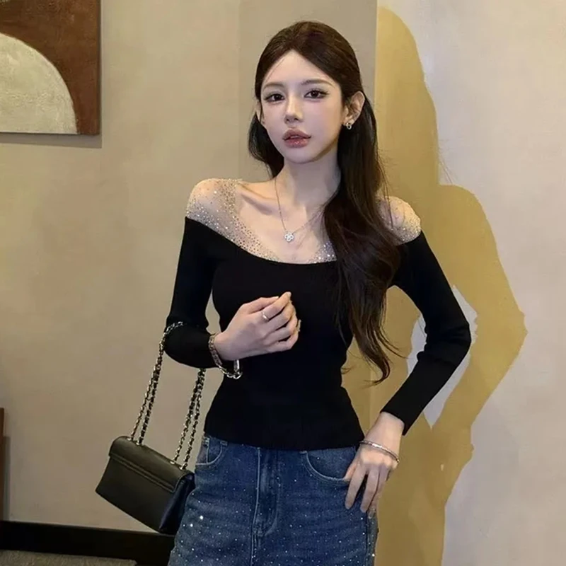 T-shirt coreana slim fit da donna autunno manica lunga diamanti maglia patchwork magliette donna nera chic semplice casual sexy top corti