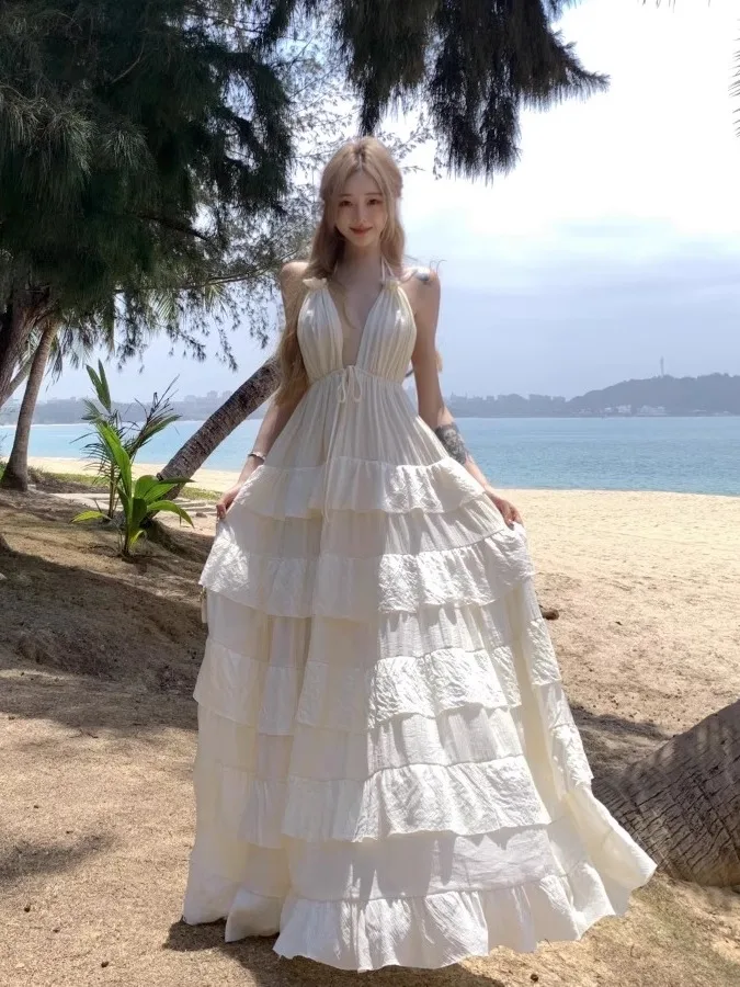 Vestido Longo de Gaze Pesada Sem Costas, Estilo Verão, Decote V Profundo, Com Cinto, Saia Ampla com Drapeado e Efeito Camada