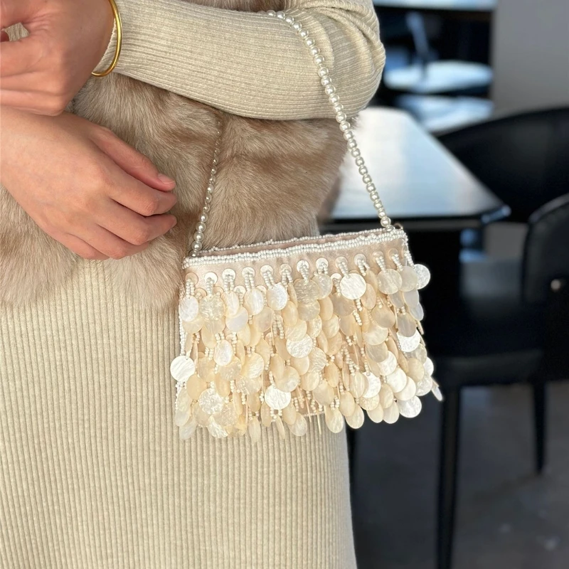 

Luxurious Vintage Fish-scale Sequin Shell-shaped Bag with Pearl Chain for Evening Wear, Small Square Bag, Women's Evening Bag