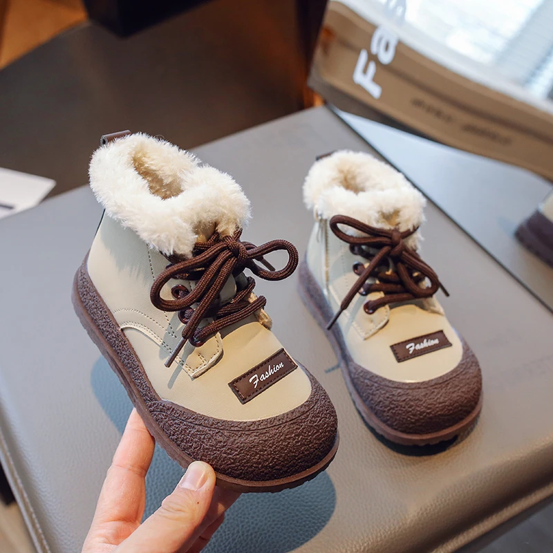 

2025 зимние новые модные, теплые и универсальные детские ботинки, удобные нескользящие ботильоны для девочек, простые универсальные детские ботинки