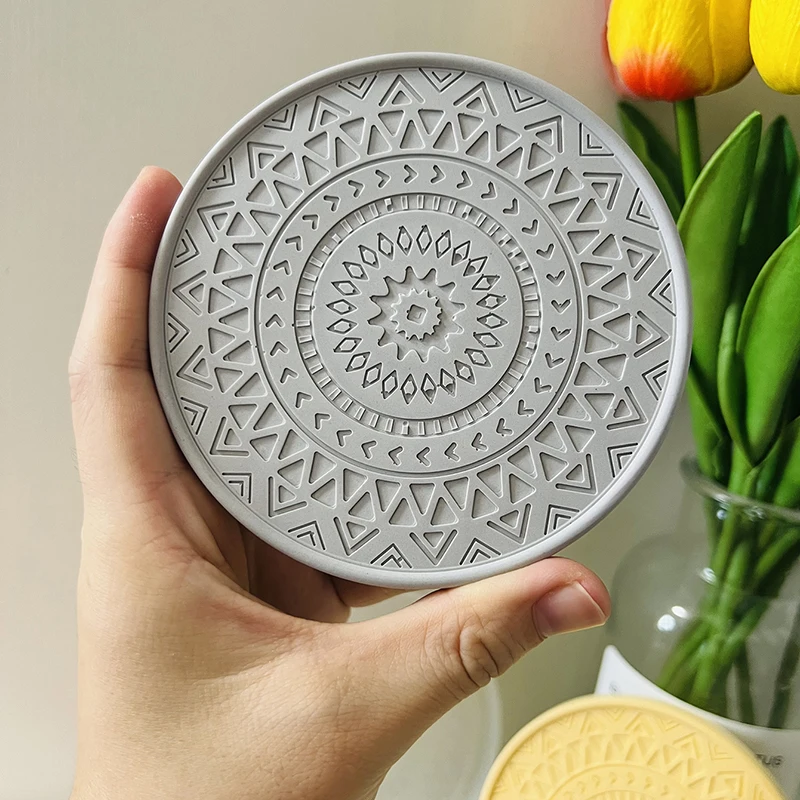 Runde Untersetzer Gipsform handgemachte Zement Untersetzer Silikon form Blume Kaffee matte Harzform Isolier kissen Beton formen