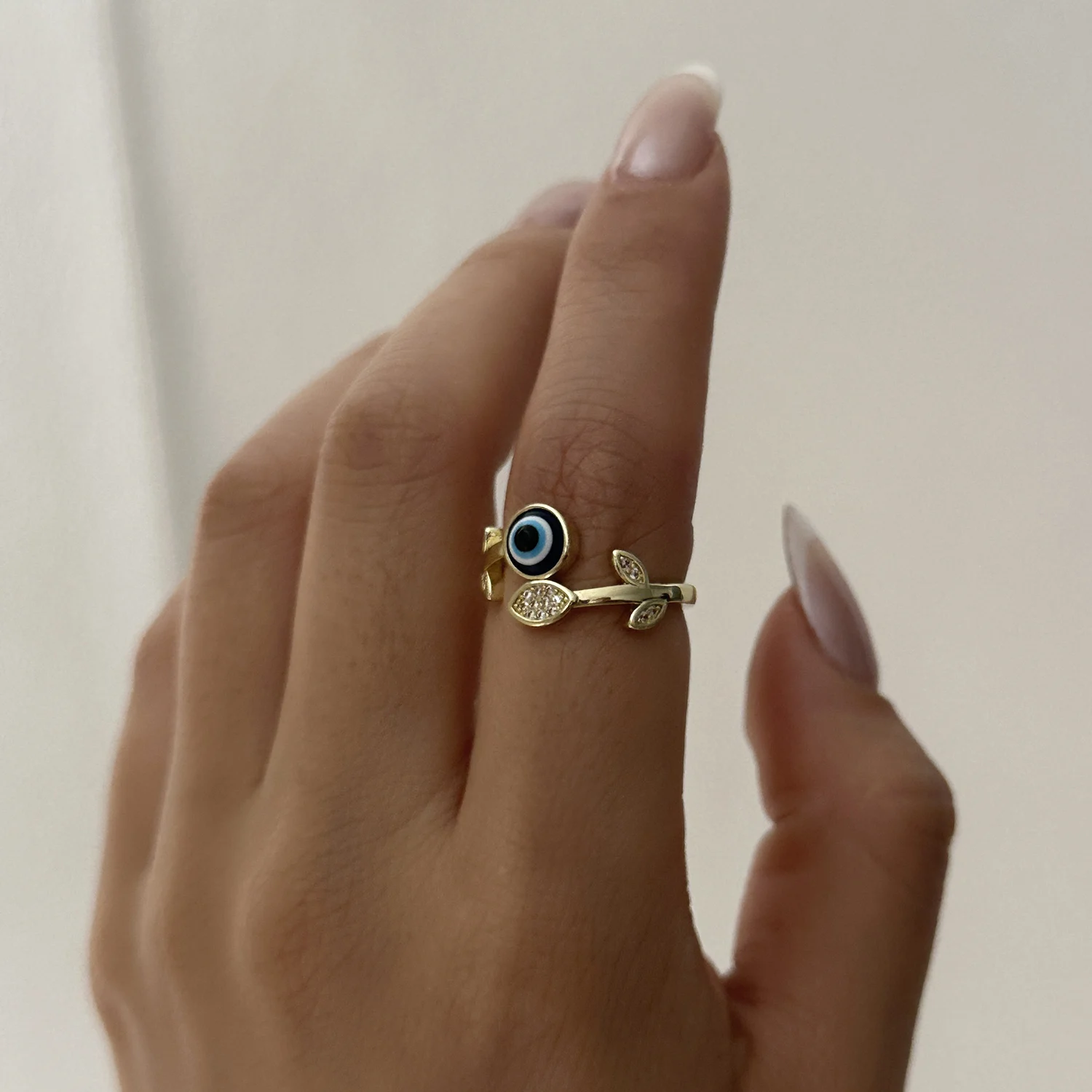 Bunter Geometrischer Mehrfarbiger Zirkonia-Kupferring für Frauen Moderner Regenbogen-Kunst Statement-Fingerschmuck – Detail 4