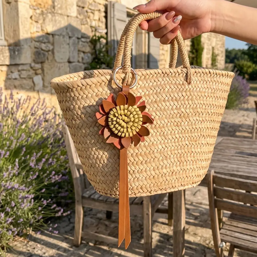 Multi-color Key Chain Leather Sunflower Pendant Weave Hanger Pu Flower Keychain Fashion Handmade Bag Charm Women