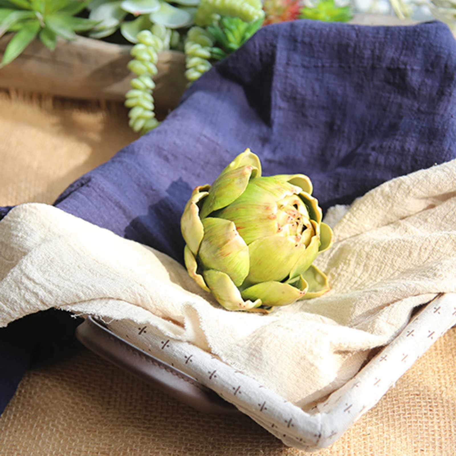 

2 Pcs Artificial Artichoke Green Lifelike Faux Vegetable Home Kitchen Office Decor Wedding Photo Prop Display Fake