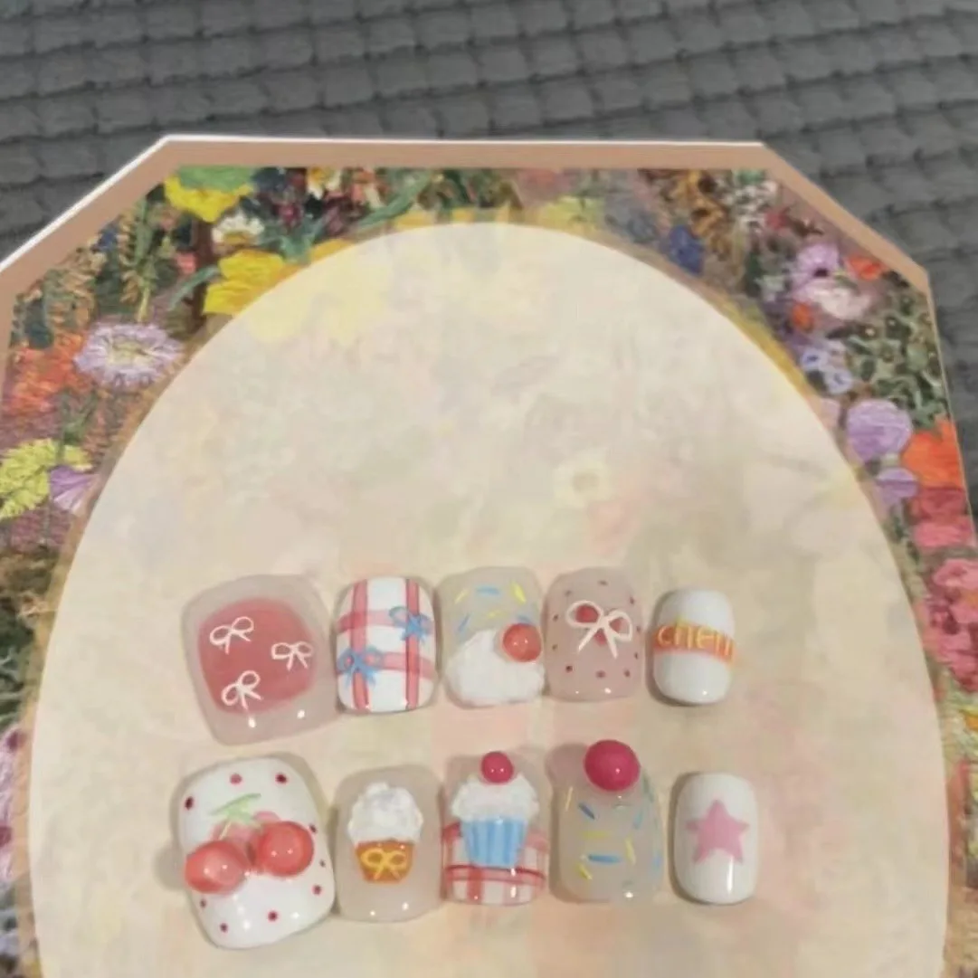 손톱에 달콤하고 귀여운 스타일의 핸드메이드 프레스 3D 체리 케이크 착용 탈착식 인조 손톱 10가지