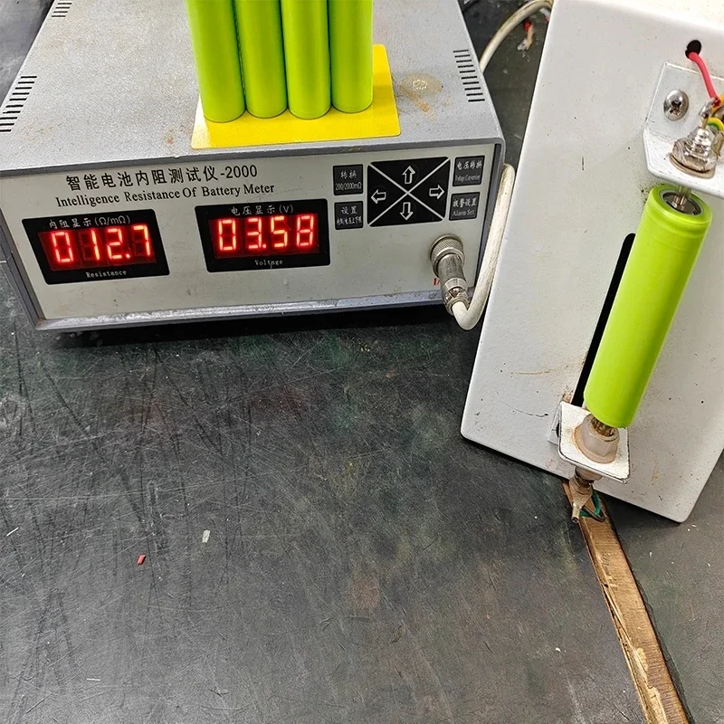 แบตเตอรี่ชาร์จได้เกรด A 21700 3.7V 5000mAh 40A แบตเตอรี่ลิเธียมไอออนกำลังสูงสำหรับเครื่องมือไฟฟ้า ปลอดภาษี