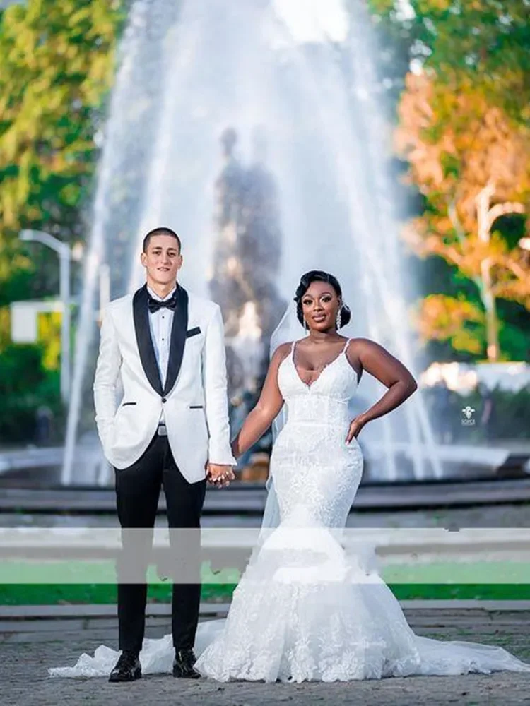 Vestido De novia africano con apliques De encaje y cuello en V personalizado, vestido De novia con cola capilla, vestido De novia con tirantes finos y espalda descubierta