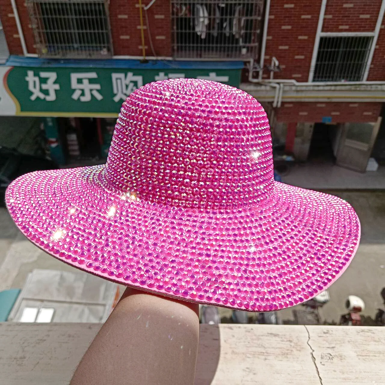 Rhinestone fedora hat handmade full of diamonds new round hat men and women magic hat British performance hat bright diamond