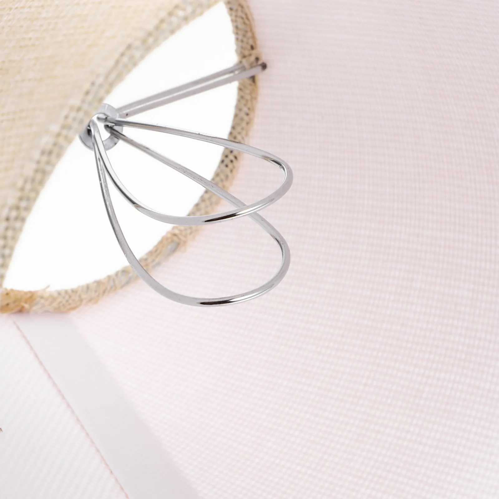 2Pcs Cloth Lampshade Clip-on Bulb Lamp Shade Small Barrel Style Indoor Light Cover for Bedroom Study Living Room Table Floor