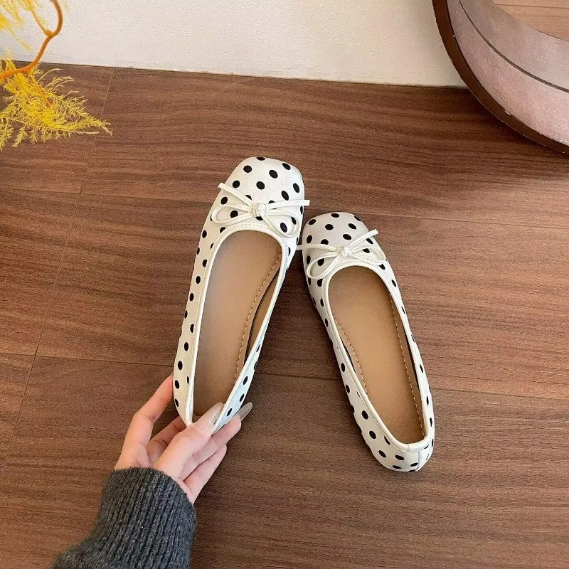 

Vintage French Polka Dot Bow Square Toe Ballet Flats Women Soft Leather Slip On Daily Commute Dress Flat Ballerina Shoes