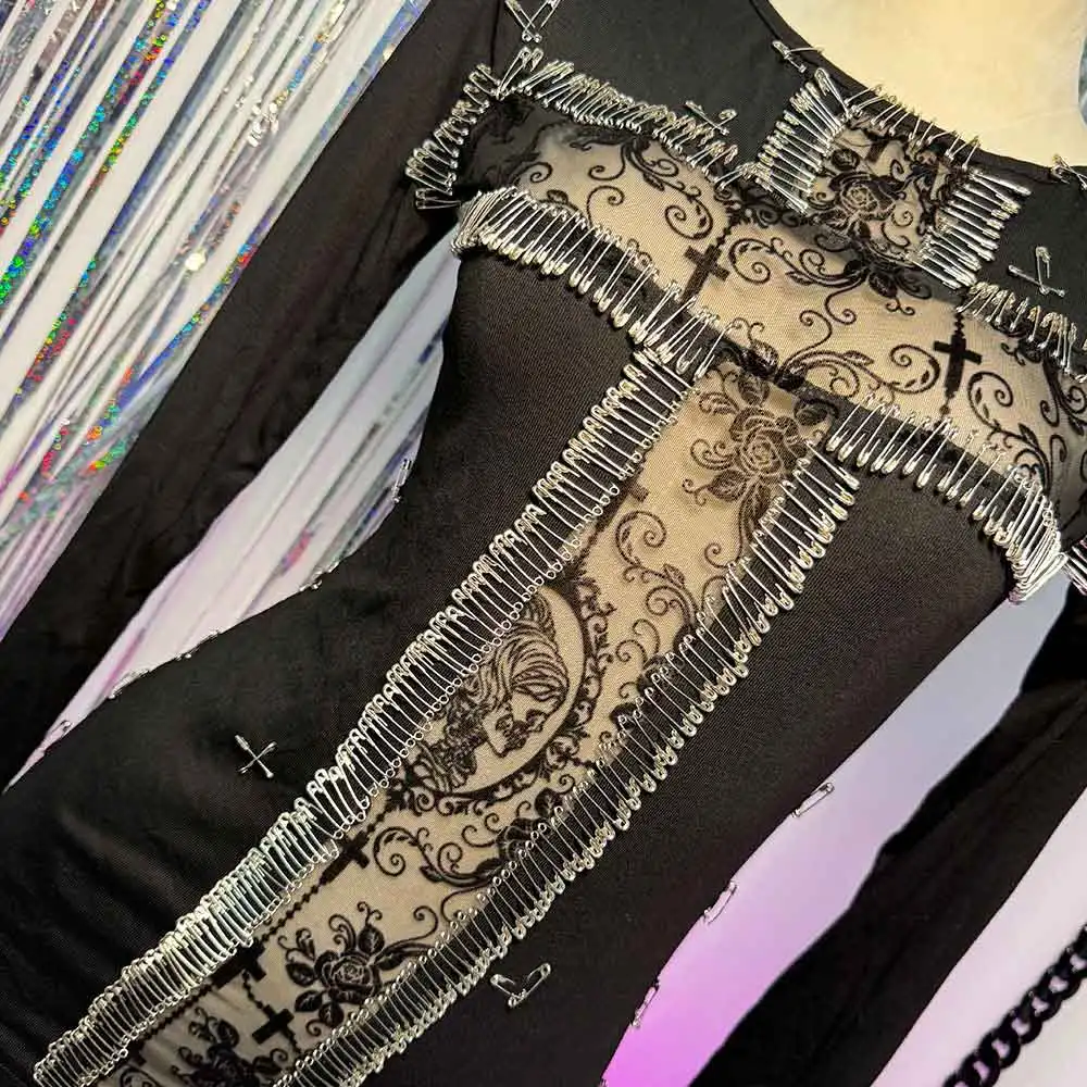 

Goth Cross E-Girls Club Wear Emo Trendy Glitch Core Grunge Pin Y2K TOPS Fashion Revival Hip Hop Harajuku Gothic Punk Rock