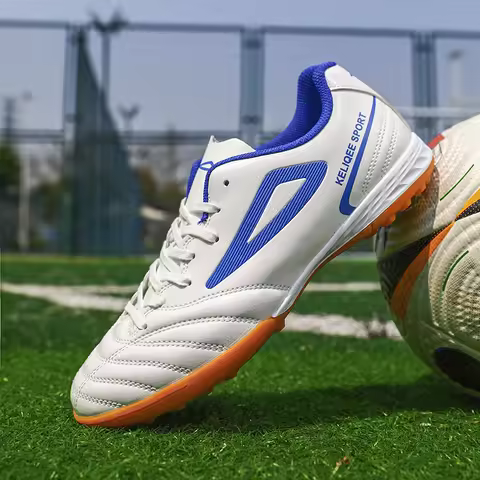 New Men Football Boots Indoor Futsal Soccer Shoes Ultralight Wholesale Professional Training Unisex Breathable Drop Shipping