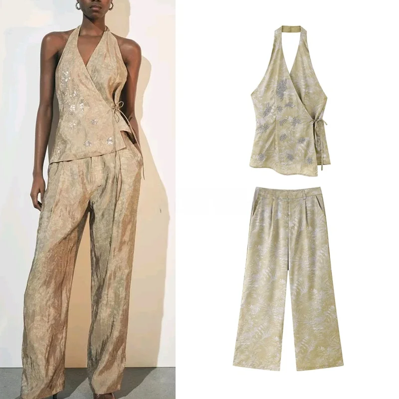 Set Fashion Wanita Musim Panas dengan Celana Pinggang Berenda dan Atasan V-neck atau Pakaian Olahraga untuk Pelajar