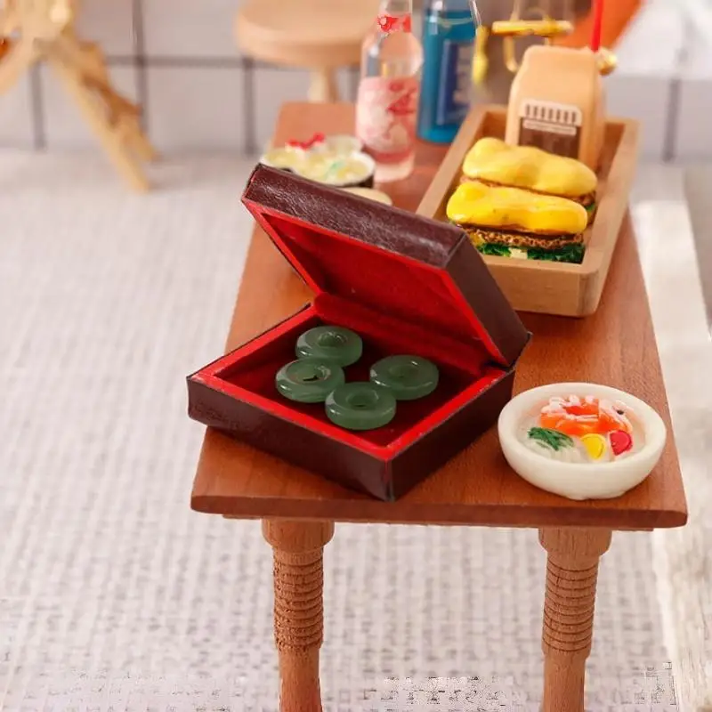Antique-Style Mini Wooden Jewelry Box, Dollhouse Decorative Accessories, 1:12 Scale Toy Models Set