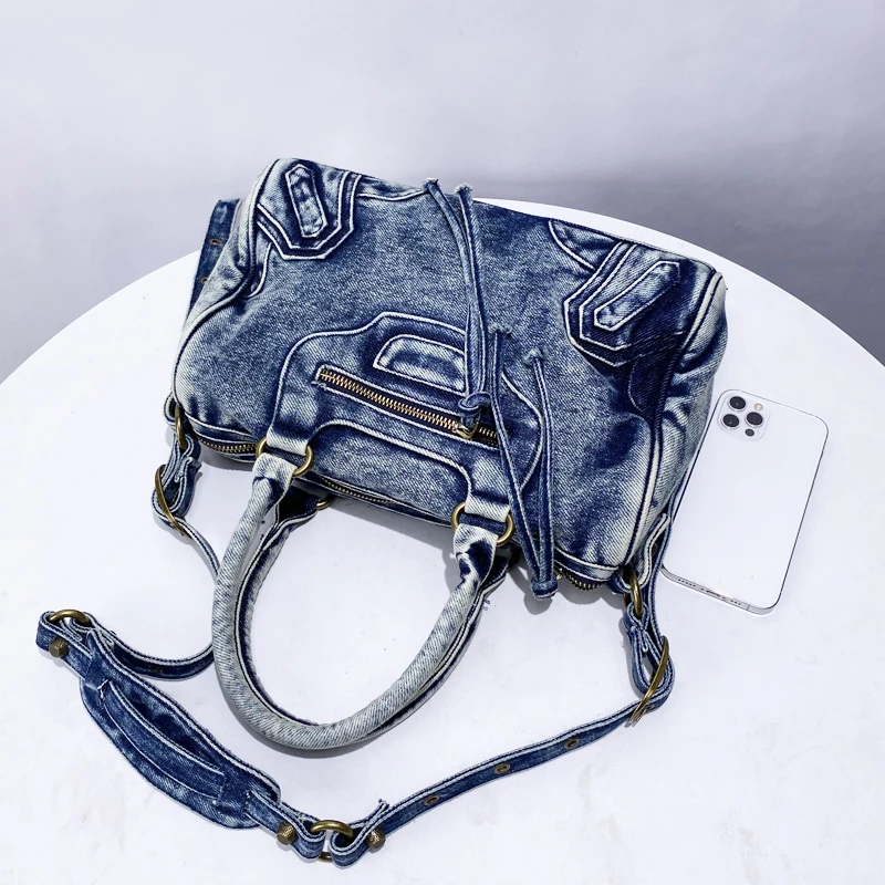 Moto & Biker Denim Pillow Bags For Women Luxury Designer Handbag Purse 2024 New In Washing Process Patchwork Top Handle Shoulder