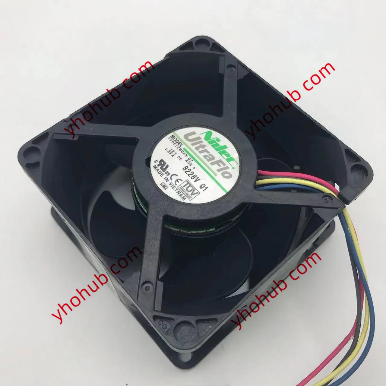 

Nidec T70E12BUA5-07 A06 DC 12V 1.33A 4-Wire 70x70x38mm Server Cooling Fan