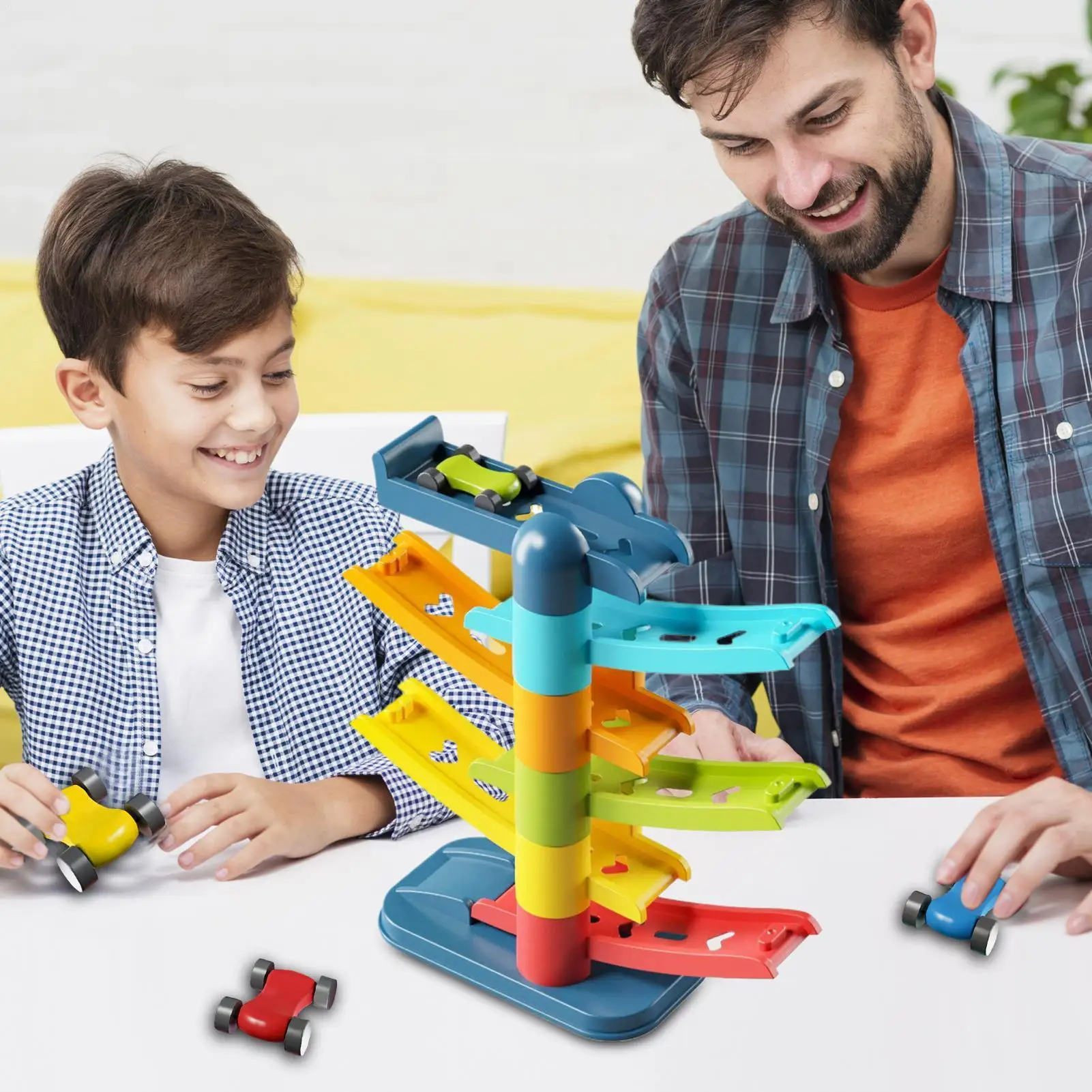Race Track Racer Track ของเล่นเพื่อการศึกษา Interactive Motor Skills Ramp Playset สําหรับเด็กอายุมากกว่า 3 ปีเด็กวัยหัดเดินเด็ก