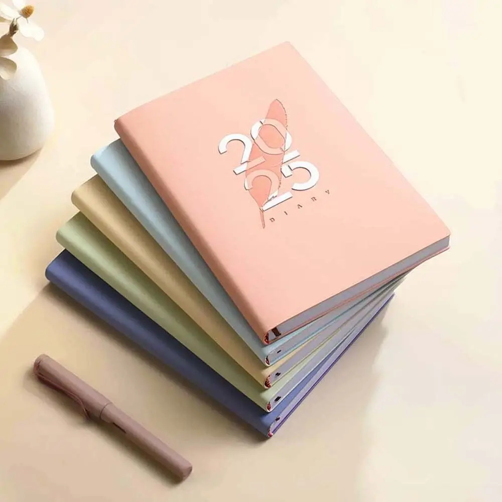 365 日 2025 プランナーノートブックデイリープランナーリマインダースケジュールジャーナル A5 プランナーメモ帳書き込み PU 2025 英語アジェンダブック