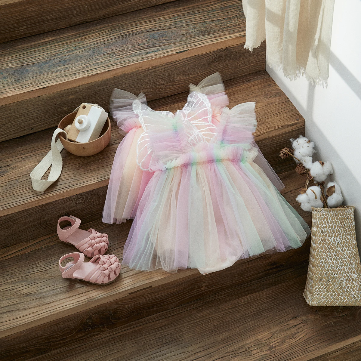 Ma & Baby-プリンセスと女の赤ちゃんのための蝶の羽が付いたチュールジャンプスーツ,3〜24歳の女の子のための夏の服