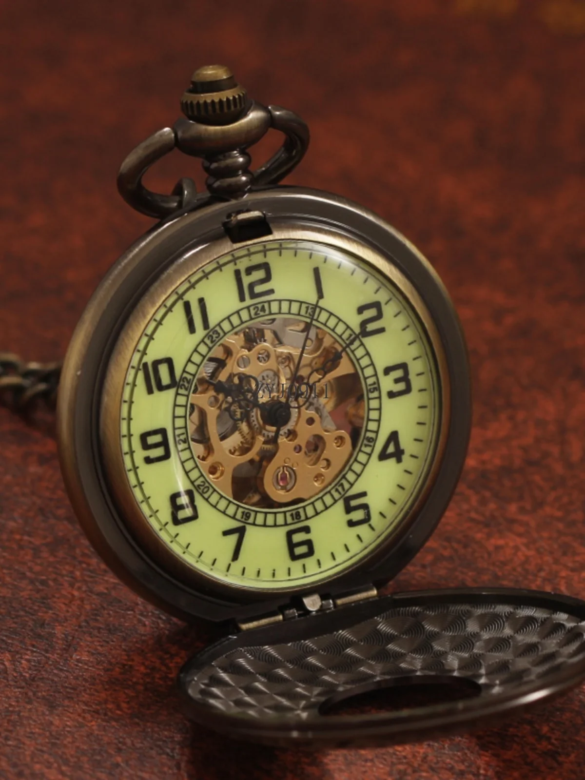 นาฬิกาพกกลไกอัตโนมัติเต็มรูปแบบพลิกย้อนยุคกลวงออกนาฬิกาสร้อยคอเด็กนักเรียนโรมันคิดถึง