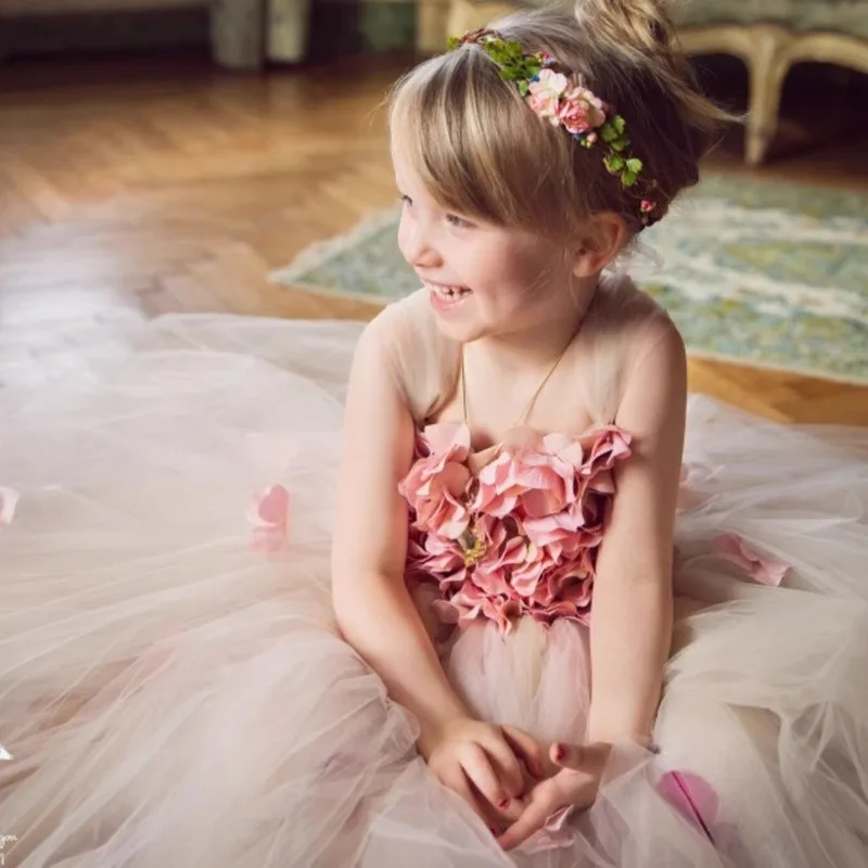 2026 New Girls Sleeveless Dress Floral Princess Gown Sweet Flower Girl Puffy Tulle Dress for Wedding Party
