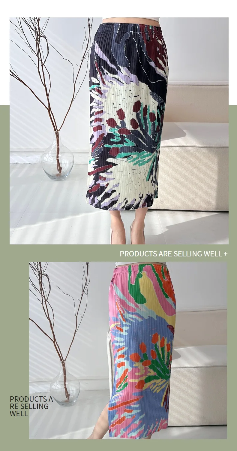 High Waist Pleated Floral Skirt, Slimming Design, Perfect for Beach Vacations, Fits Up To 160lbs - Versatile