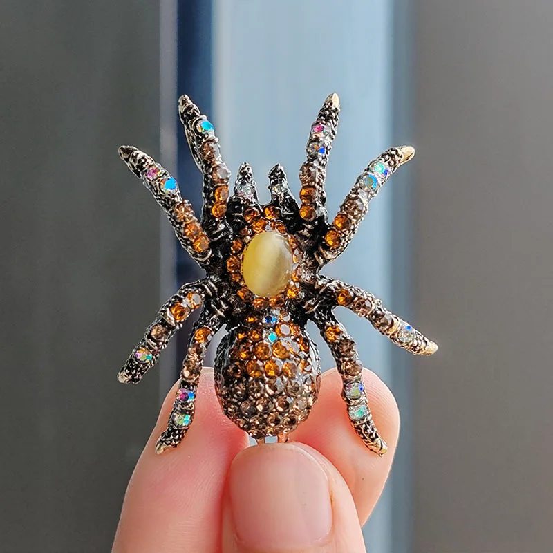 Retro Rhinestone Spider Brooches For Women Men Suit Trendy Exaggerate Insects Animal Brooch Lapel Pins Office Party Jewelry Gift