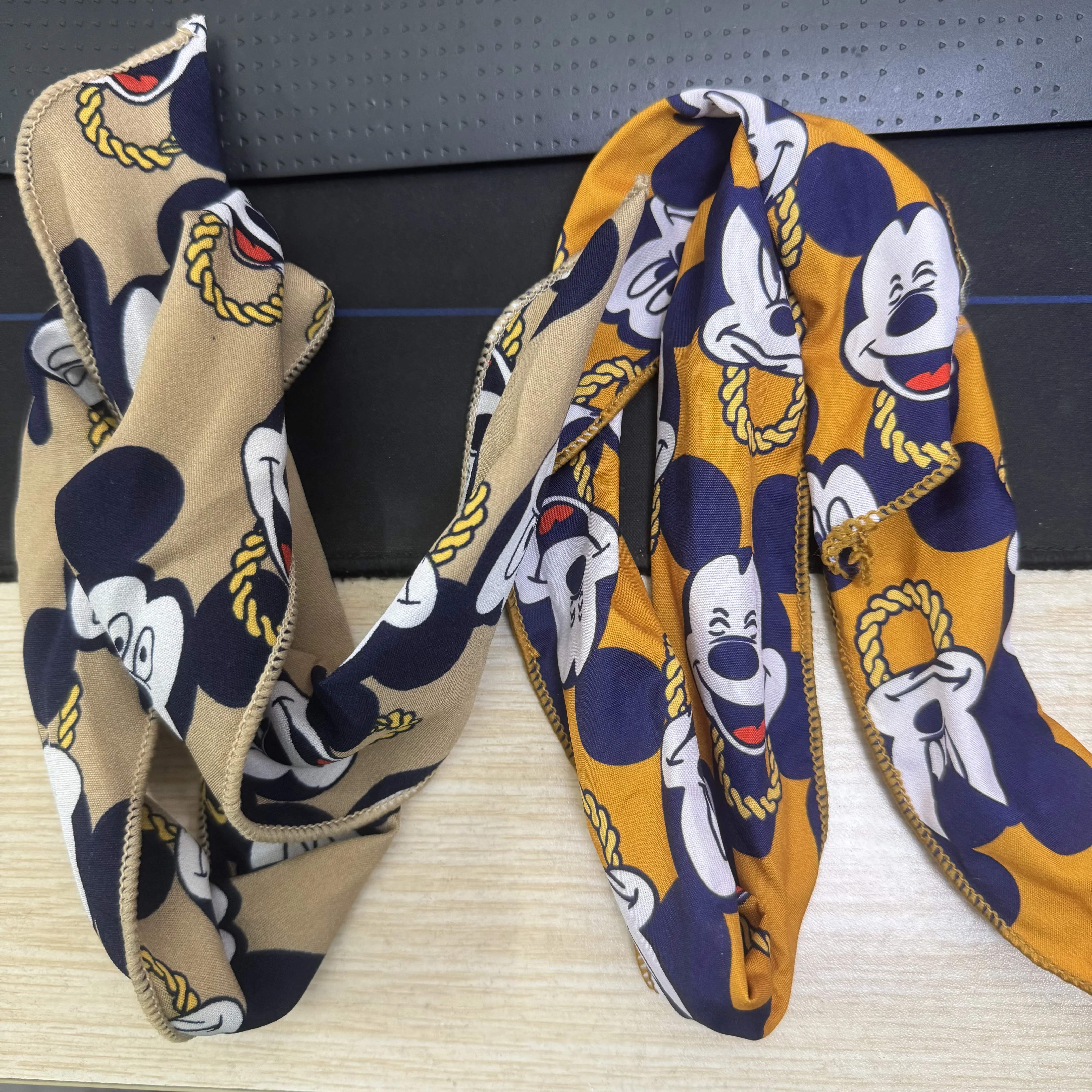 

Disney милая заколка для волос с Минни Маус, повязка на голову, аксессуары для волос, красочные огни, игрушки