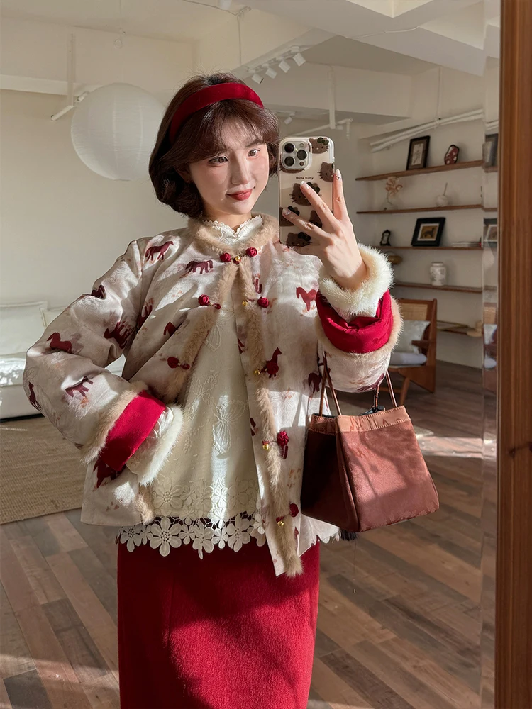 

Red Double-Sided Wearable Winter down Jaet for Women New Year Chinese Sle Embroidered Button Loose Fit Long Sve Coat