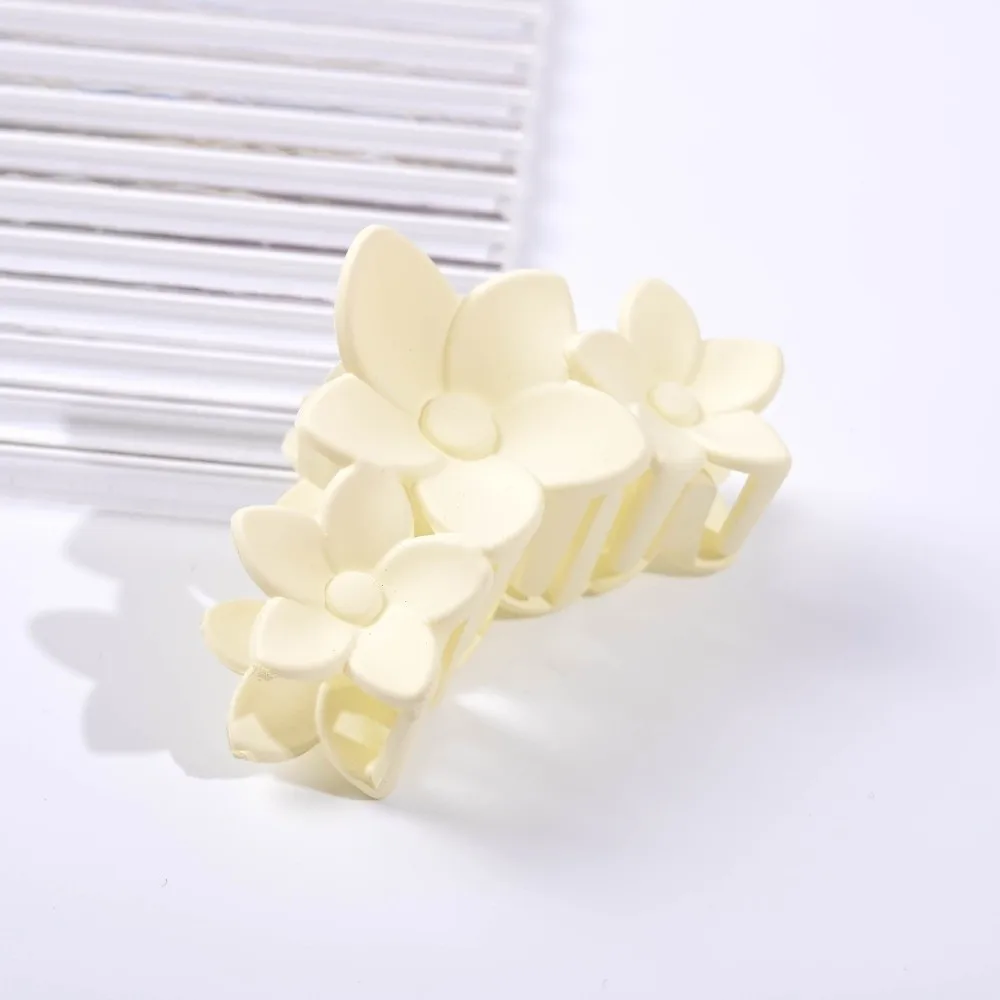 High Quality Matte Flowers Hair Clip Casual Simple Grab Clip Shark Clip Hair Accessories