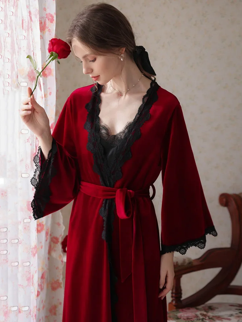 

French Nightdress Robe Two Piece Set Women Romantic Velvet Robes Peignoirs Nightwear Roupas de Dormir Sexy Conjuntos Sleepwear