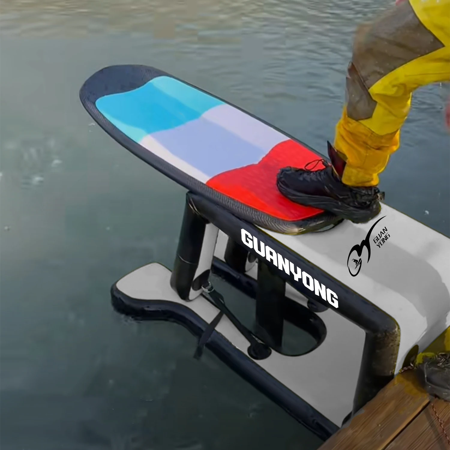 منصة هايدروفويل قابلة للنفخ من - مراجعة Efoil Electric Hydrofoil Surfboard وسعره