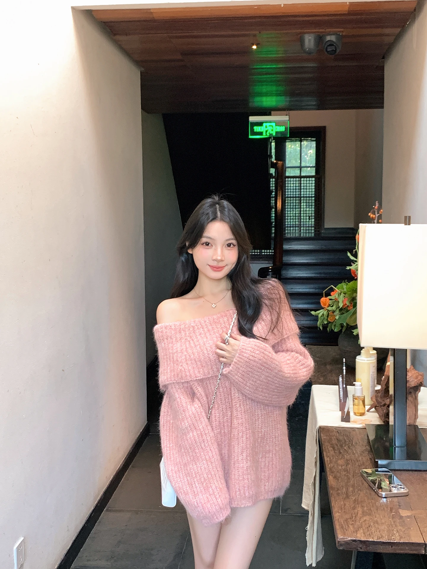 

Pink Collar One oulder Sweater Women's Base Layer Autumn Winter New Sle Flip Collar High End Feeling Sweet Sle Loose Fit