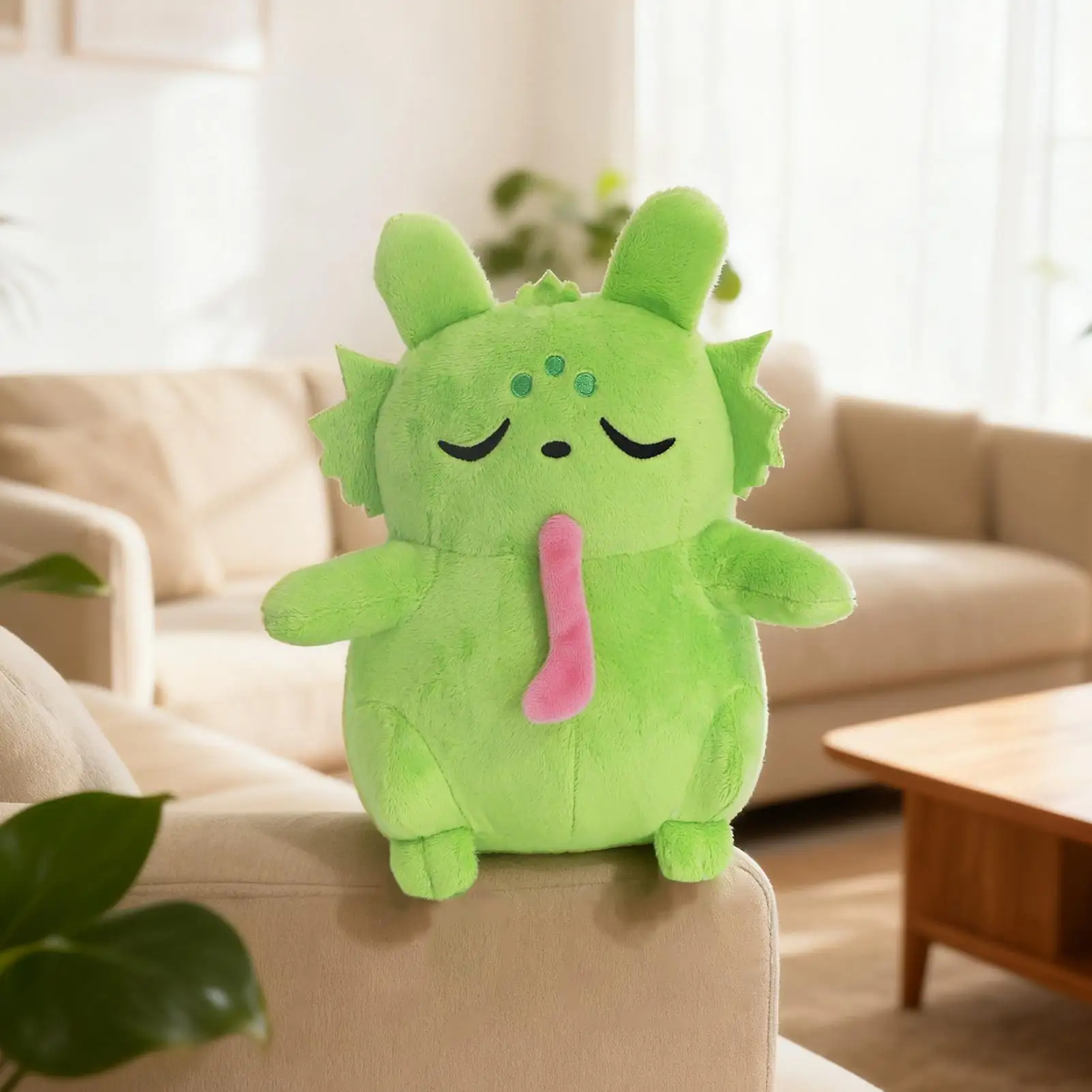 

Novelty Plush Toys Game Figure Slug Cute Doll Decorative Stuffed Toys with Tail Creative Caterpillar Cartoon Pillow Plush Toys