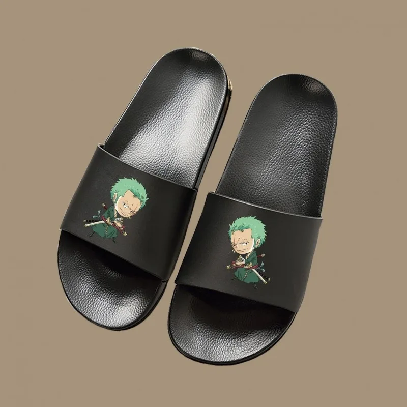 قطعة واحدة من رورونوا زورو لوفي أزياء بسيطة إبداعية بنمط كرتوني للرجال حمام منزلي نعل ناعم مانع للانزلاق شباشب مريحة