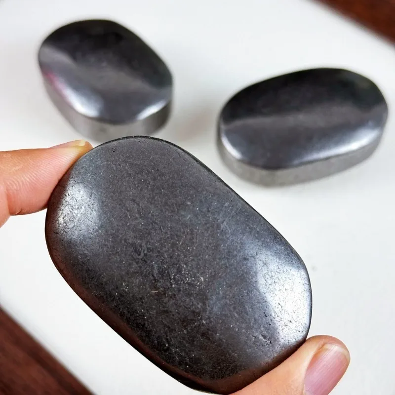 Natural Shungite Palm Stone, Polished Raw Crystal Worry Stone for Desk Decor, Relax Gift