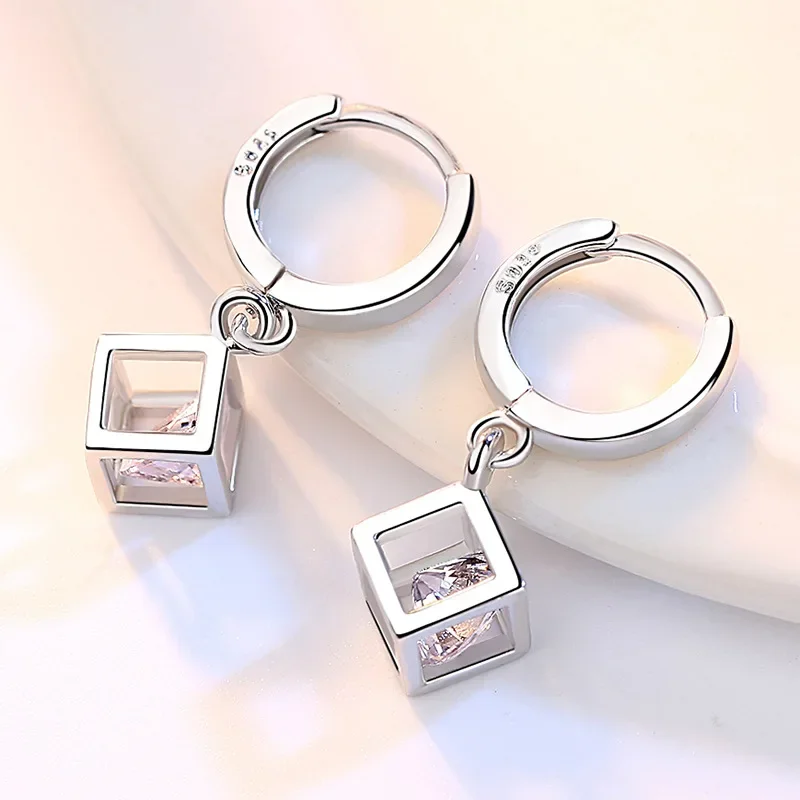 New Fashion Shiny Hoop Earrings Tiny Hoops With Square Pendants Zirconia Simple Style Dangle Earring Piercing Jewelry Gifts