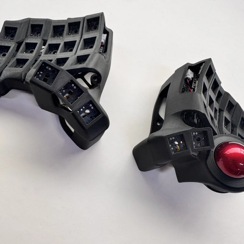 Charybdis Nano ワイヤレス トラックボール スプリット キーボード